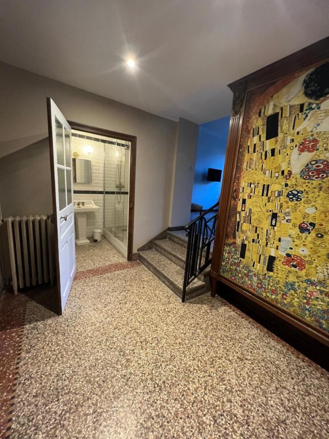 Maison D'Hotes De La Prison En Toutes Libertes Espalion Eksteriør bilde